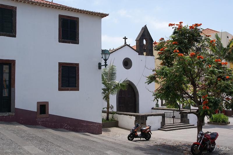 DSC04878.JPG - La petite chapelle appelée "capela do Corpo Santo"