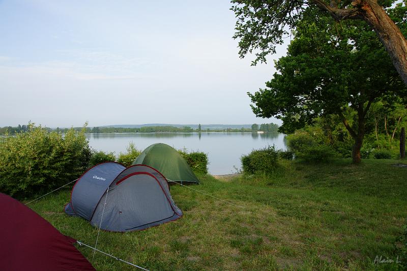 DSC01548.JPG - Petit matin sur le lac du Mesnil à Poses