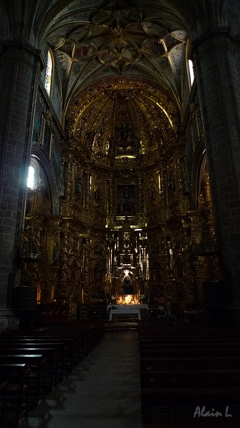 P1490005.JPG - Grand retable baroque de l'église de la Asunción à Navarrete