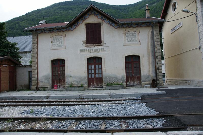 DSC00424.JPG - Le buffet de la gare