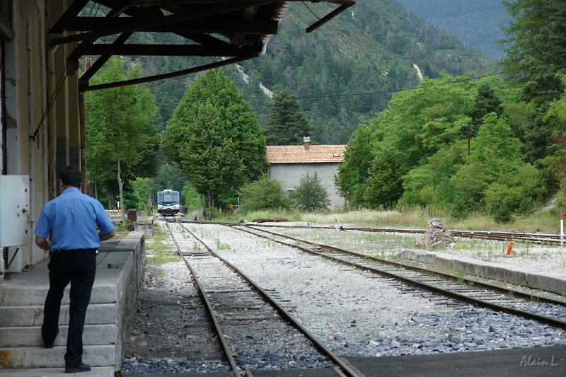 DSC00428.JPG - Arrivée du train