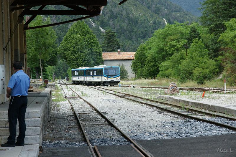 DSC00429.JPG - Arrivée du train