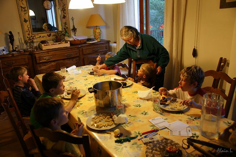 DSC00730.JPG - Repas du soir au gîte