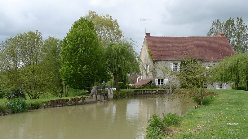 P1120006.JPG - Le Moulin des Granges