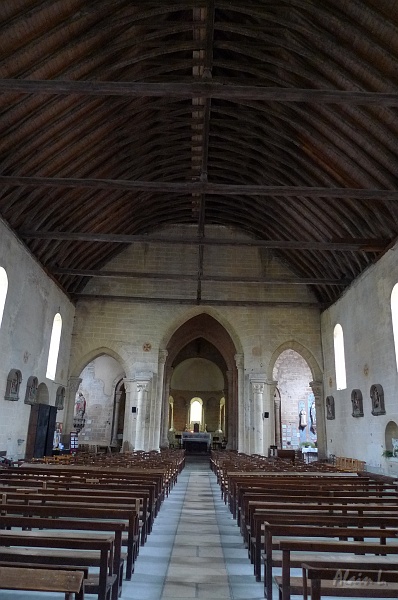 P1130004.JPG - Eglise de Lurcy-Lévis : plafond de la nef