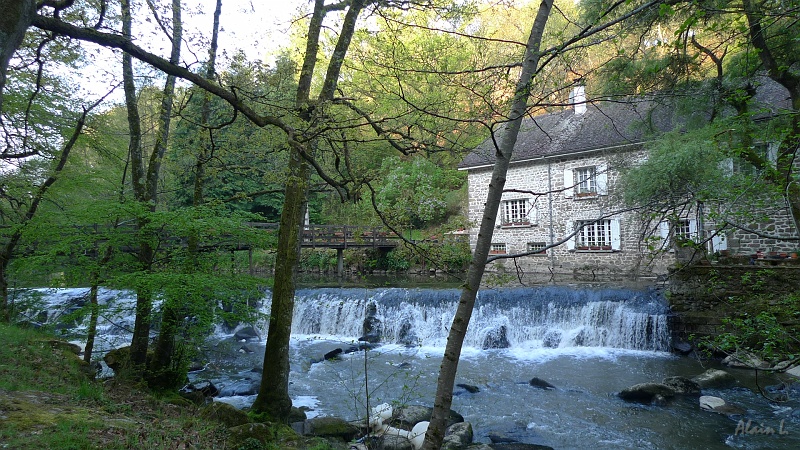 P1200004.JPG - La Sédelle au Moulin du Pont-Charraud