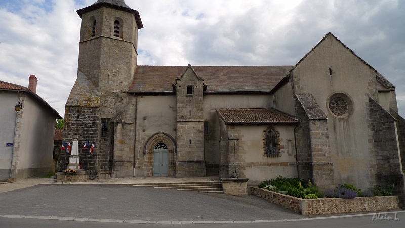 P1250006.JPG - L'église de l'Assomption de la Sainte Vierge (XVe) de Flavignac