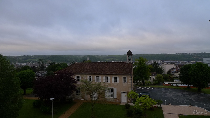 P1290001.JPG - Vue sur Périgueux depuis ma chambre