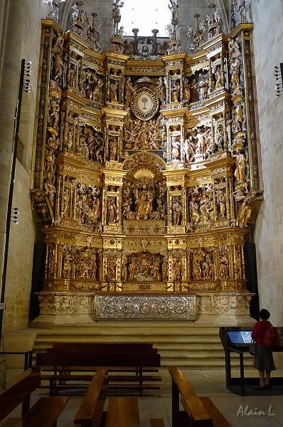 P1500024.JPG - Retable