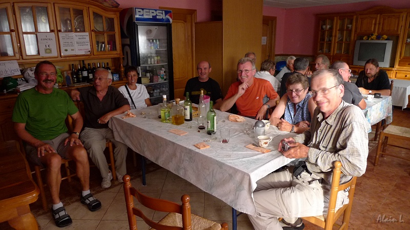 P1610016.JPG - Alain S., Pedro, Ana, Antonio, Jean-Paul et un couple de québécois