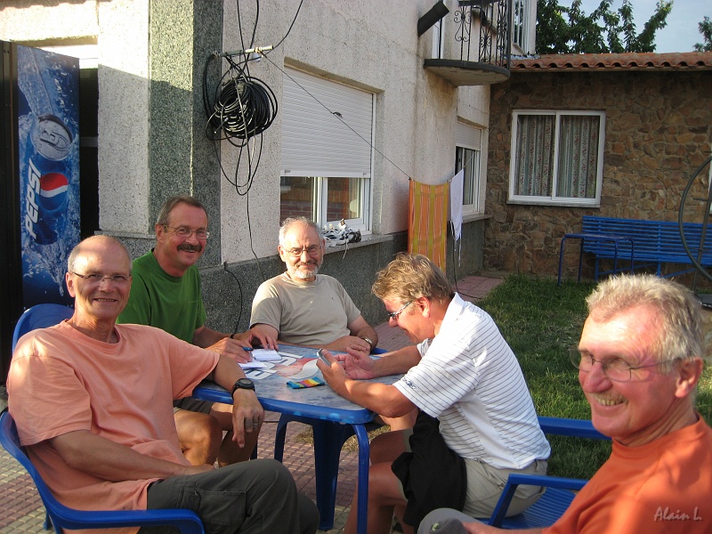 img_garrido.JPG - Les deux Alain, François, Charly et Jean-Paul (photo Antonio G.)