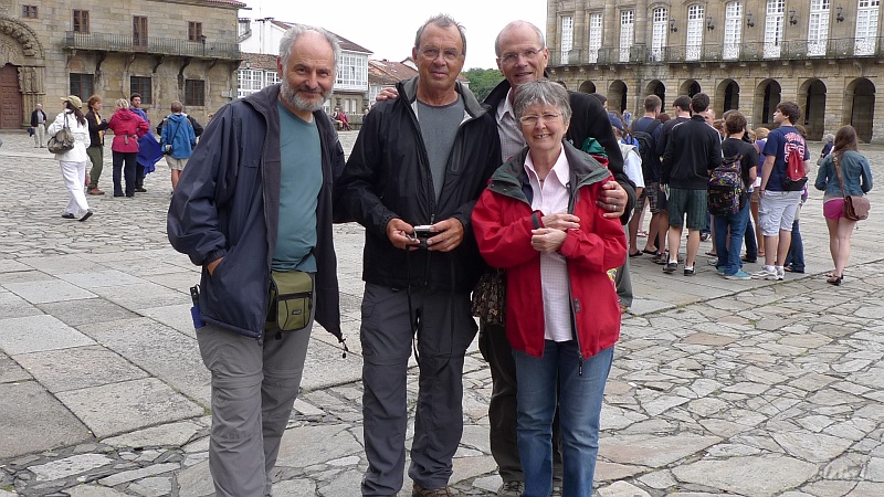 P1730034.JPG - Les adieux : François Marie et moi avec Nilo